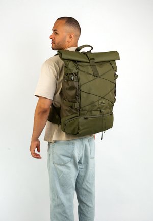 Johnny Urban TRAVEL ALLEN XL - Hátizsák - olive