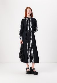 YAS YASYAMINA LONG SHIRT DRESS  - Marškininė suknelė - black