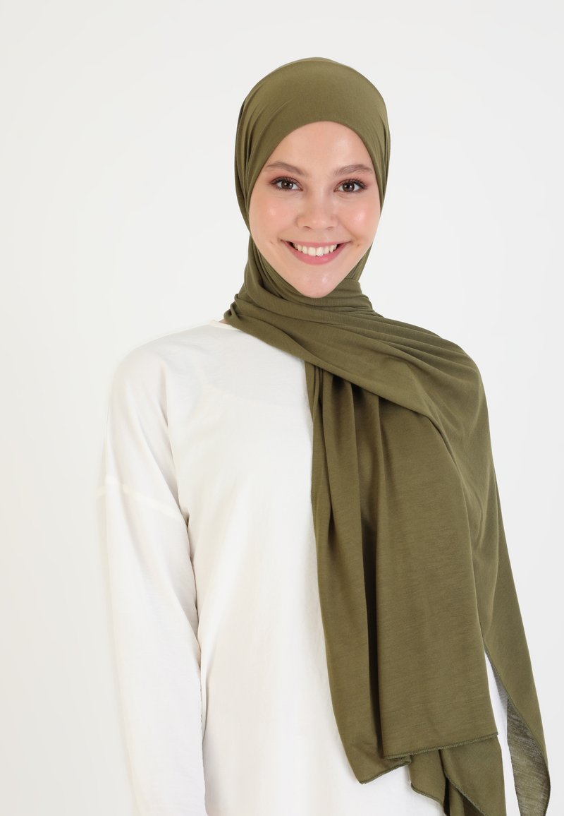 modanisa hijab cap