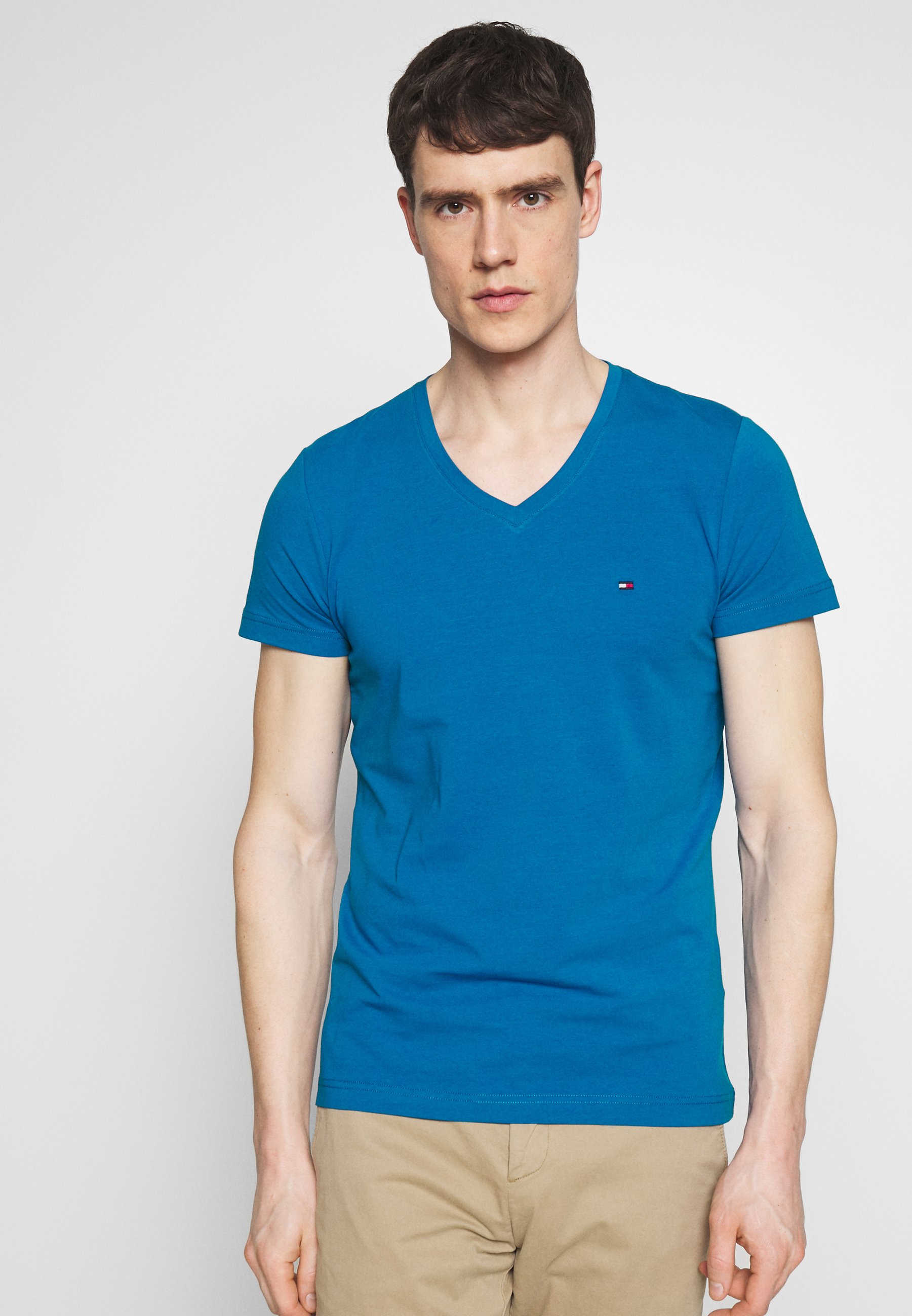 stretch slim fit tee