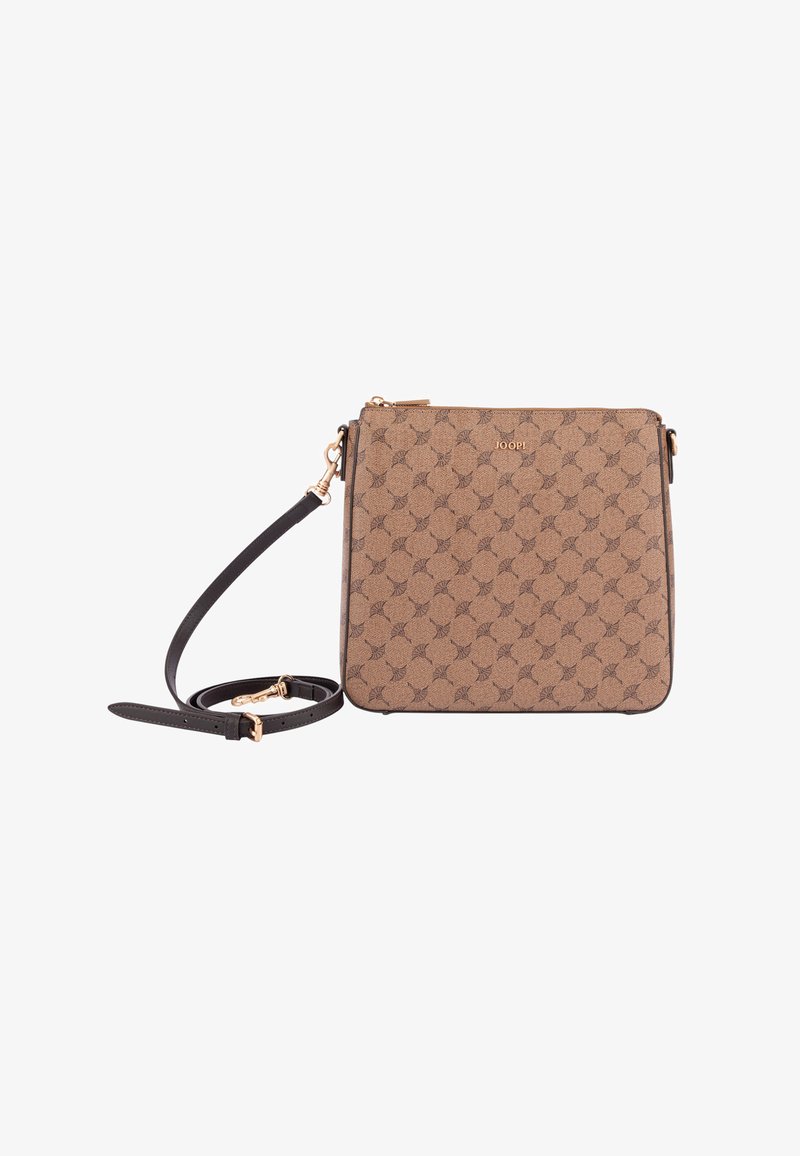 Borsa a tracolla marrone con chiusura zip, dotata di spallaccio regolabile nero e hardware color oro, che mette in evidenza un design geometrico.