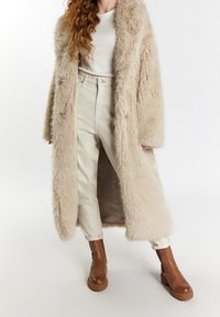 DreiMaster Abrigo de invierno - beige