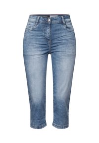 Pantalones capri de mezclilla en azul claro. Presentan un diseño ajustado, cintura de altura media, bolsillos delanteros y un sutil desvanecimiento para dar textura.