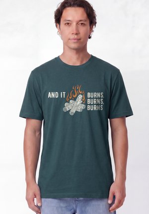 watapparel, AND IT BURNS - T-Shirt print - stargazer