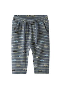 Niebieskie prążkowane szorty z wzorem samochodów, z wiązanym w pasie ściągaczem i bocznymi kieszeniami. Wzór przedstawia różnokolorowe samochody na kratkowanym tle.