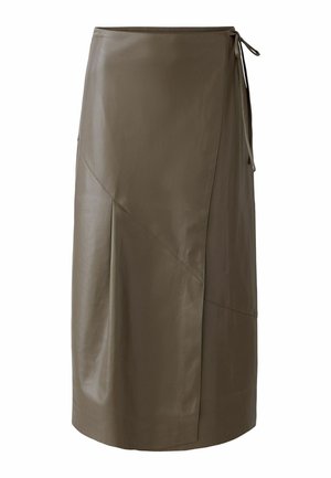 Jupe midi en cuir vert olive avec un lien latéral, présentant un design de panneaux géométriques et une texture lisse.