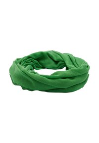 Zielony komin wykonany z miękkiego materiału, charakteryzujący się gładką fakturą i ciągłym obiegiem, idealny do wszechstronnego stylizowania.