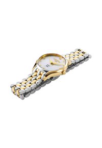 Reloj de pulsera bicolor en plata y oro con una esfera blanca redonda, manecillas doradas y piedras de acento. Pulsera de eslabones de metal con acabado pulido.