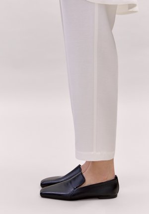 Mocassins - black