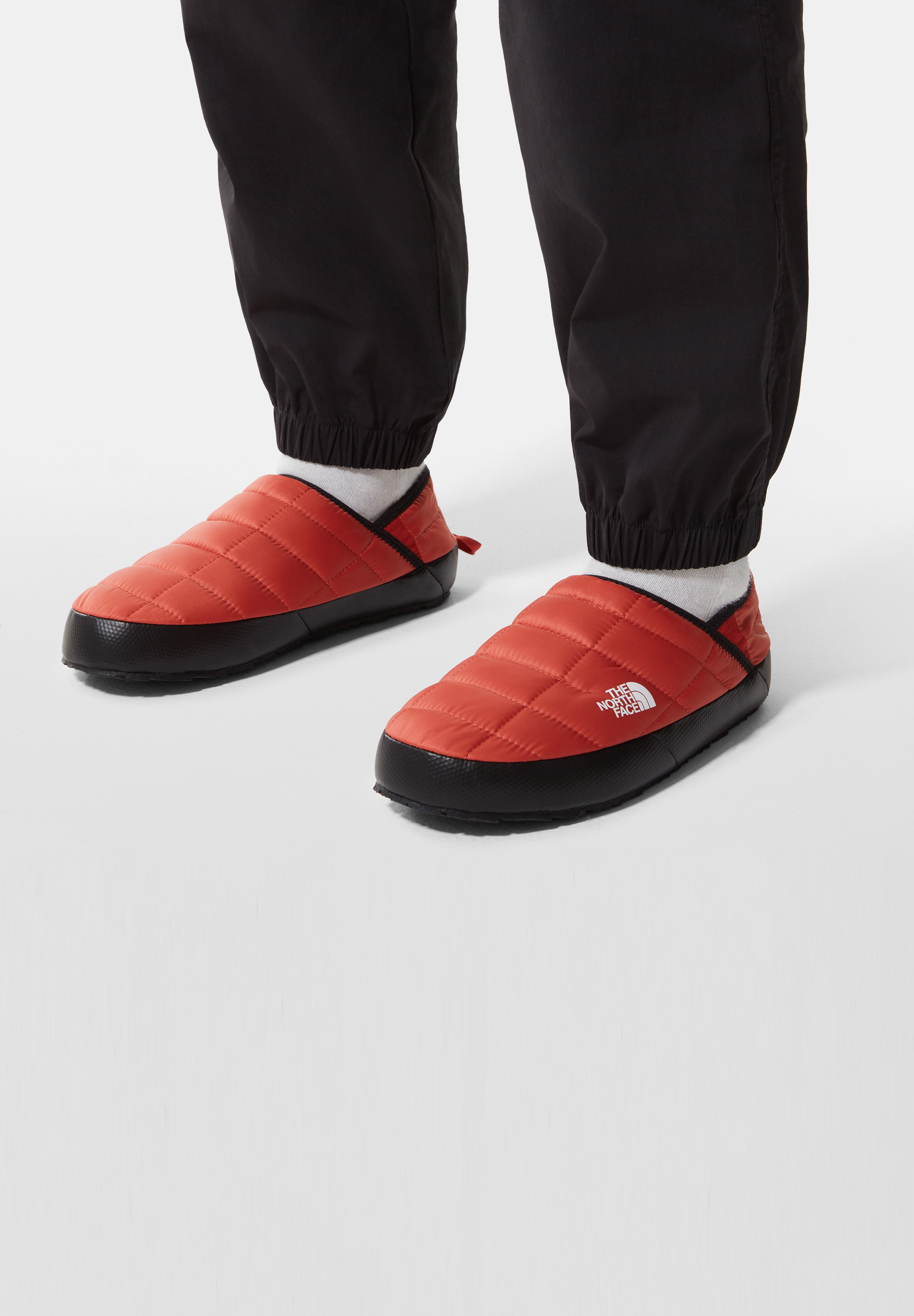 The North Face THERMOBALL TRACTION MULE 