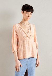 Esprit - GATHERED SLEEVE - Pusero - pastel orange Pienoiskuva 1