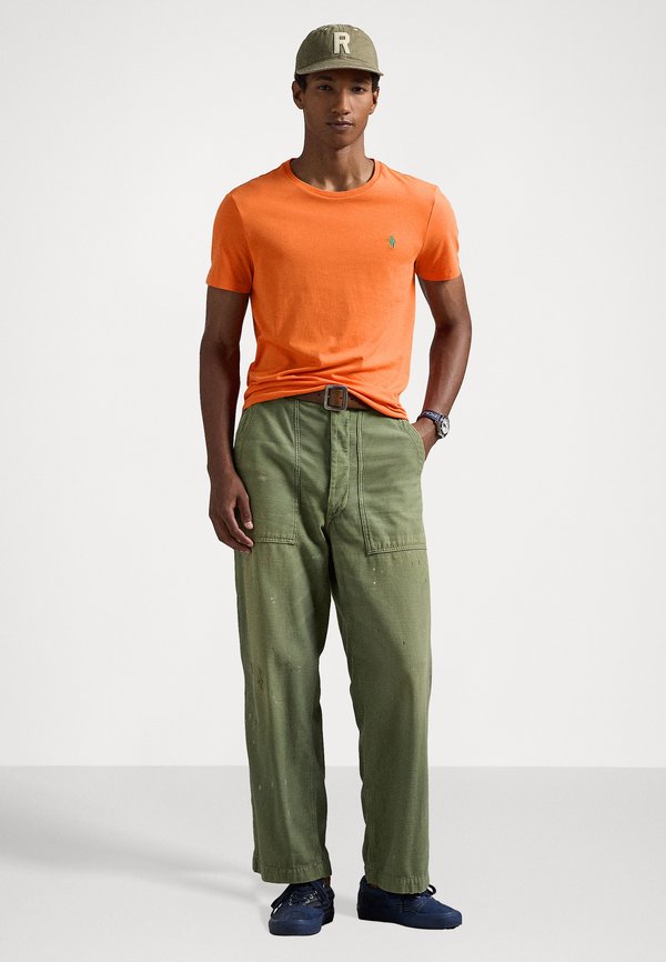 CUSTOM SLIM FIT JERSEY CREWNECK T-SHIRT - Basic T-shirt - kona orange4