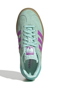 adidas Originals GAZELLE BOLD KIDS - Sneakers low - clear mint flash pink mint rush