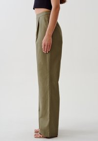 TUSSAH DREW TROUSERS - Hlače - khaki