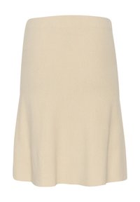 Beige strikket nederdel med udvidet kant, glat tekstur og mellemlang design. Ingen synlige mønstre eller hardware-detaljer.