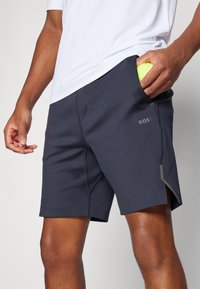 BOSS HECON ACTIVE - Pantalón corto de deporte - dark blue