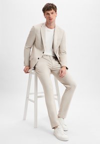 Digel Anzugsakko - beige