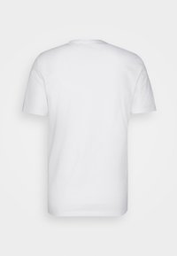 Hvid bomulds T-shirt, korte ærmer, rund halsudskæring, glat tekstur, ingen synlige logoer eller mønstre, ensfarvet bagside.