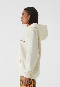 9N1M SENSE ESSENTIAL - Hoodie - offwhite