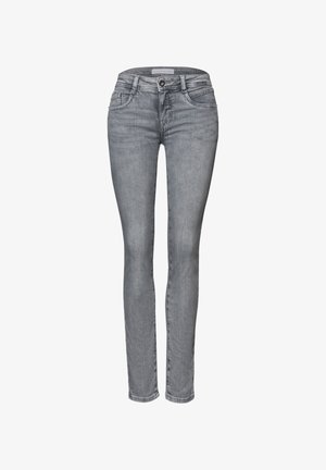 Jean denim gris slim avec poches avant, passants de ceinture et fermeture par bouton, présenté sur fond blanc.