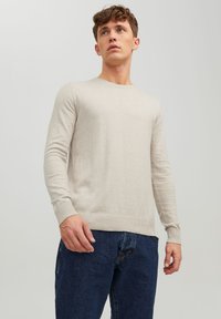 Jack & Jones - JJEEMIL CREW NECK - Strickpullover - off-white Thumbnail-Bild 1