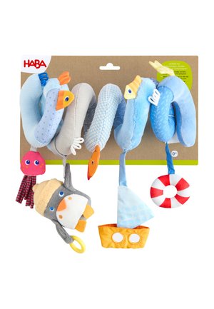 Weiches blaues Spiral-Babys-Spielzeug mit hängenden Plüschtieren: Fisch, Oktopus, Pinguin, Segelboot und rot gestreiftem Ring für Krippe oder Kinderwagen.
