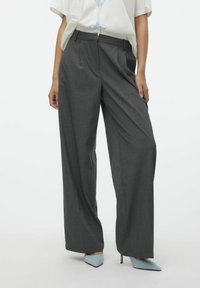 Vero Moda VMMADJA MITTLERE TAILLE - Pantaloni - dark grey melange
