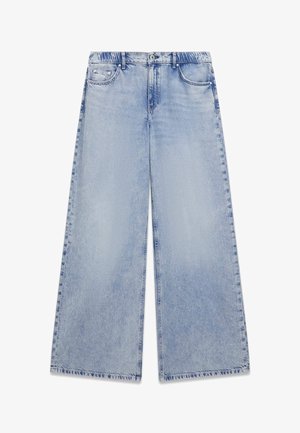 Svetlomodré široké džínsové nohavice s elastickým pásom, zapínaním na predné gombíky a vreckami vpredu aj vzadu.