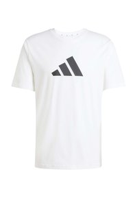 Camiseta de algodón blanca con un gran gráfico del logo de Adidas en negro en forma de tres franjas diagonales en la parte frontal. Mangas cortas.