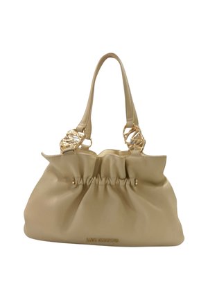 Borsa a mano in pelle beige con centro arricciato, maglie di catena dorate che collegano due spallacci e logo discreto impresso sul fondo.