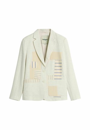 Kreemivärvi jakk kahe nööbiga, sälklapiga, ees plaastritaskutega ning beeži ja sinise triibulise patchwork-disainiga esipaneelidel.