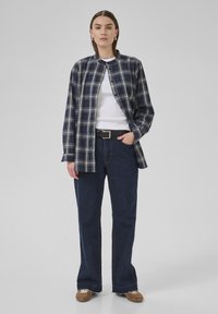 My Essential Wardrobe Blus - after midnight check