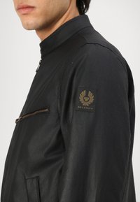 Belstaff WALKHAM czarny