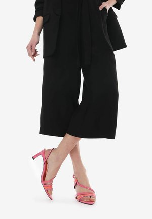 NORAH - Sandaler m/ skaft - arancione