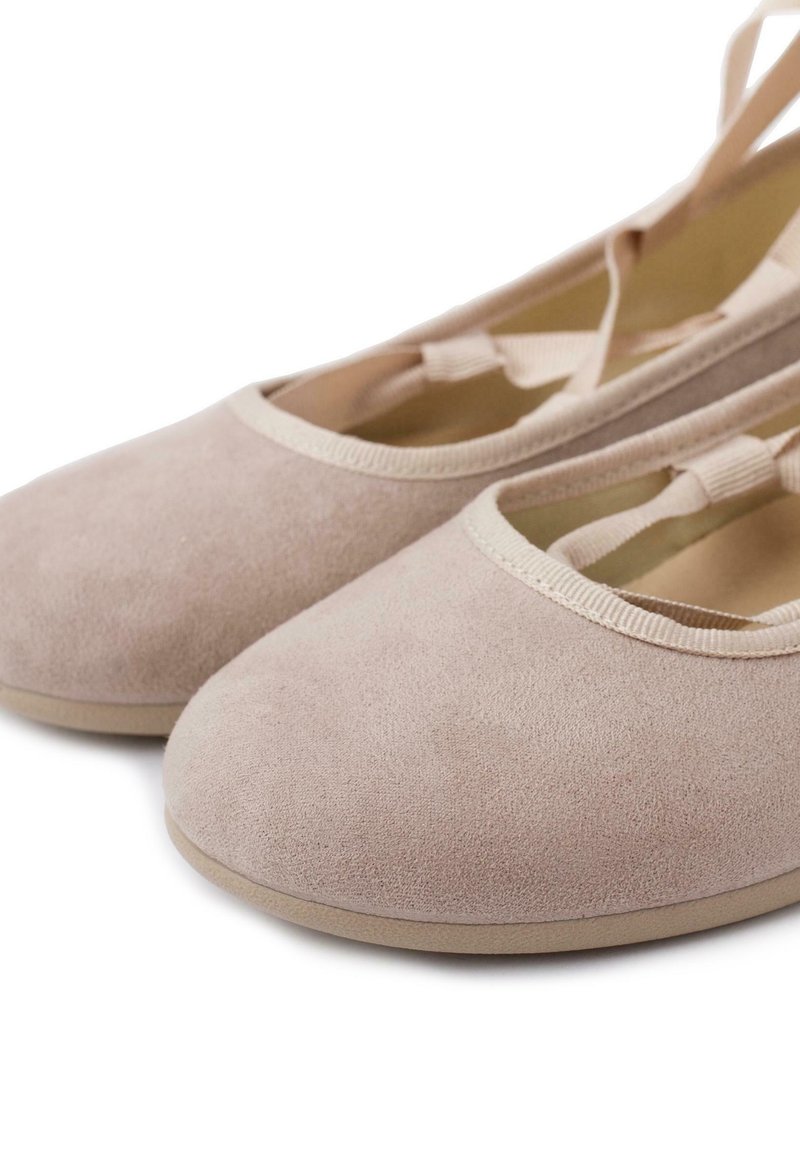 Kinder Sneaker | Pisamonas Riemchenballerina beige - OL24525 Kinder Sneaker | Pisamonas Riemchenballerina beige - OL24525