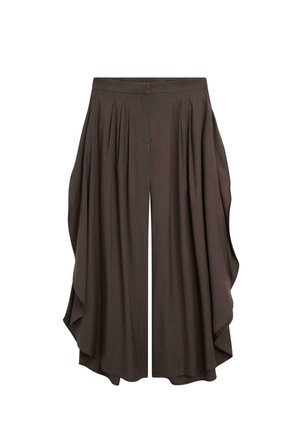 Donkerbruine wijde broek met gedrapeerde stoffen panelen aan de zijkanten en plooien bij de taille, wat zorgt voor een vloeiende silhouet.