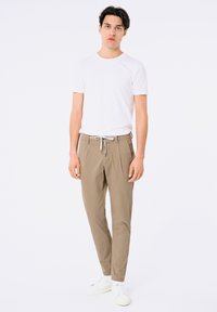 Lindbergh DRAWSTRING PANTS - Housut - stone