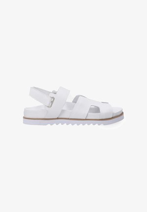 Hvid sandal med en struktureret læderoverdel, åben tå-design, justerbar ankelstrop og en ribbet gummisål. Glat finish.