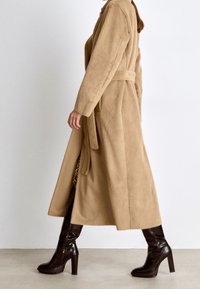 Marc Cain Klassischer Mantel - beige