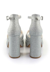 Buffalo Magas sarkú szandálok - silver-coloured