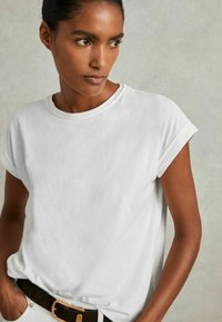 Reiss REGULAR FIT - TEREZA -CREW NECK - T-shirt basic - white