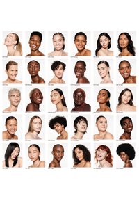 Shiseido REVITALESSENCE SKIN GLOW FOUNDATION SPF30 - Base de maquillaje - porcelain