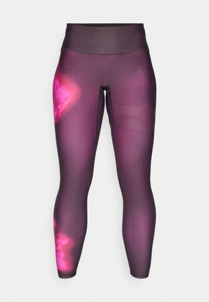 Leggings de desporto roxos com uma cintura alta, apresentando um design em degradê e riscas de malha na parte inferior da perna para ventilação.