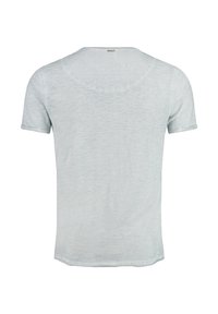 Helles blaues T-Shirt mit kurzen Ärmeln und rundem Ausschnitt, aus einem strukturierten Stoff gefertigt. Verfügt über einen abgerundeten Saum und minimale Details auf der Rückseite.