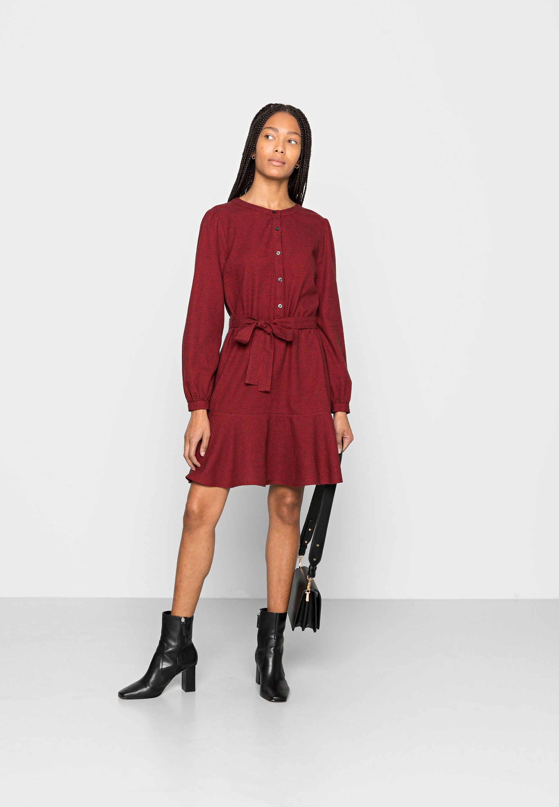 GAP HENLEY DRESS - Shirt dress - red 