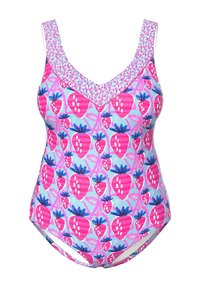 Maillot de bain une pièce avec un fond bleu clair orné de motifs de fraises roses, des bretelles larges et un décolleté texturé décoratif.