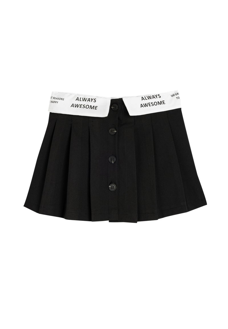 Schwarzer, plissierter Rock mit einem weißen elastischen Taillebund, der den Text "ALWAYS AWESOME" trägt, fünf schwarzen Knöpfen vorne und einer glatten Textur.