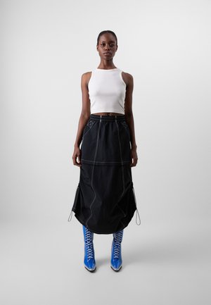 Timberland VENEDA CARTER 2-IN-1 SKIRT - Miniskjørt - black