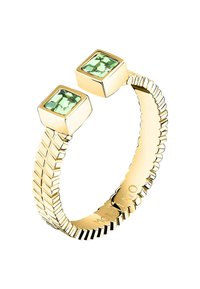 Anello in metallo dorato con una fascetta texturizzata, caratterizzato da due pietre quadrate di un verde chiaro collocate alle estremità. Le pietre hanno superfici sfaccettate per un tocco di brillantezza in più.