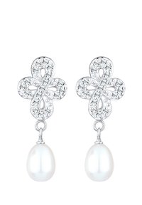 Sølvøreringe med et dekorativt korsdesign, der har klare ædelstene og en hvid perledrop. Glat tekstur og poleret finish.